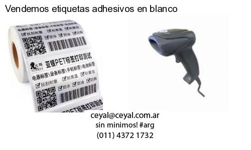 Vendemos etiquetas adhesivos en blanco
