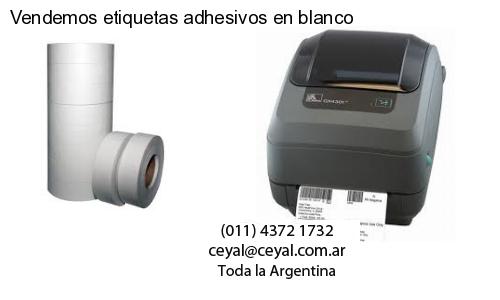 Vendemos etiquetas adhesivos en blanco