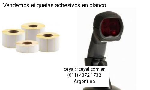 Vendemos etiquetas adhesivos en blanco